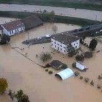 L'ultima alluvione che ha colpito la Toscana ha fatto tre morti. Uno aveva 2 anni.